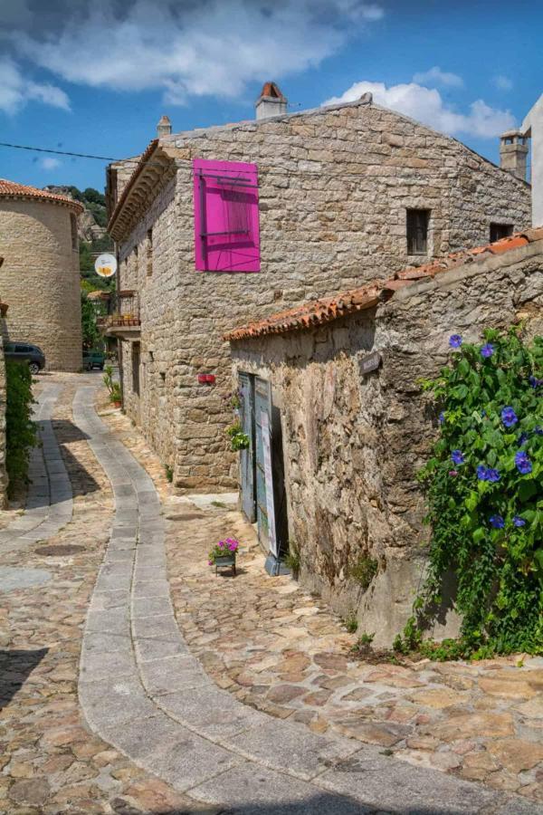 La Casedda Di Zietta Aggius Esterno foto